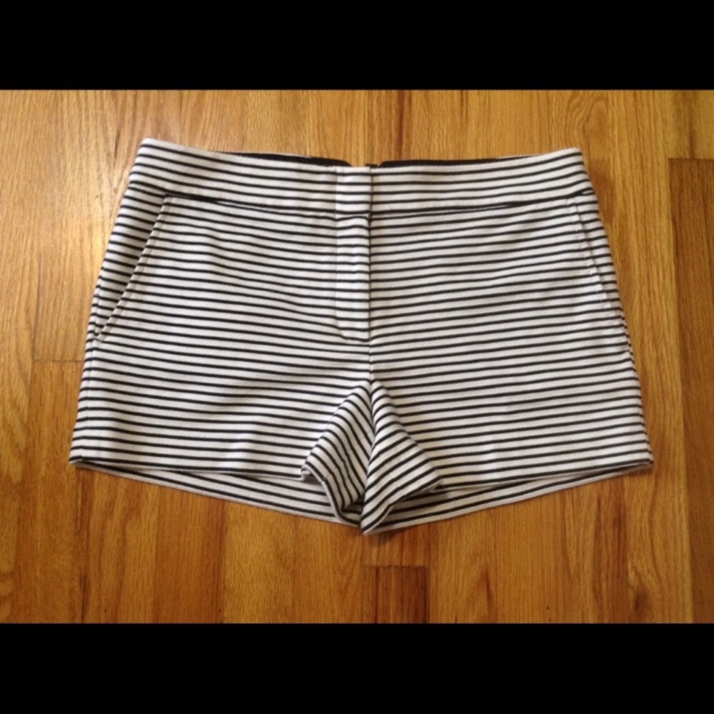 BCBGMaxAzria Shorts (Striped Knit) - Picture 4 of 5